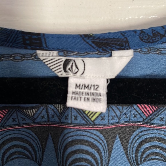 Volcom dress - Picture 2 of 4